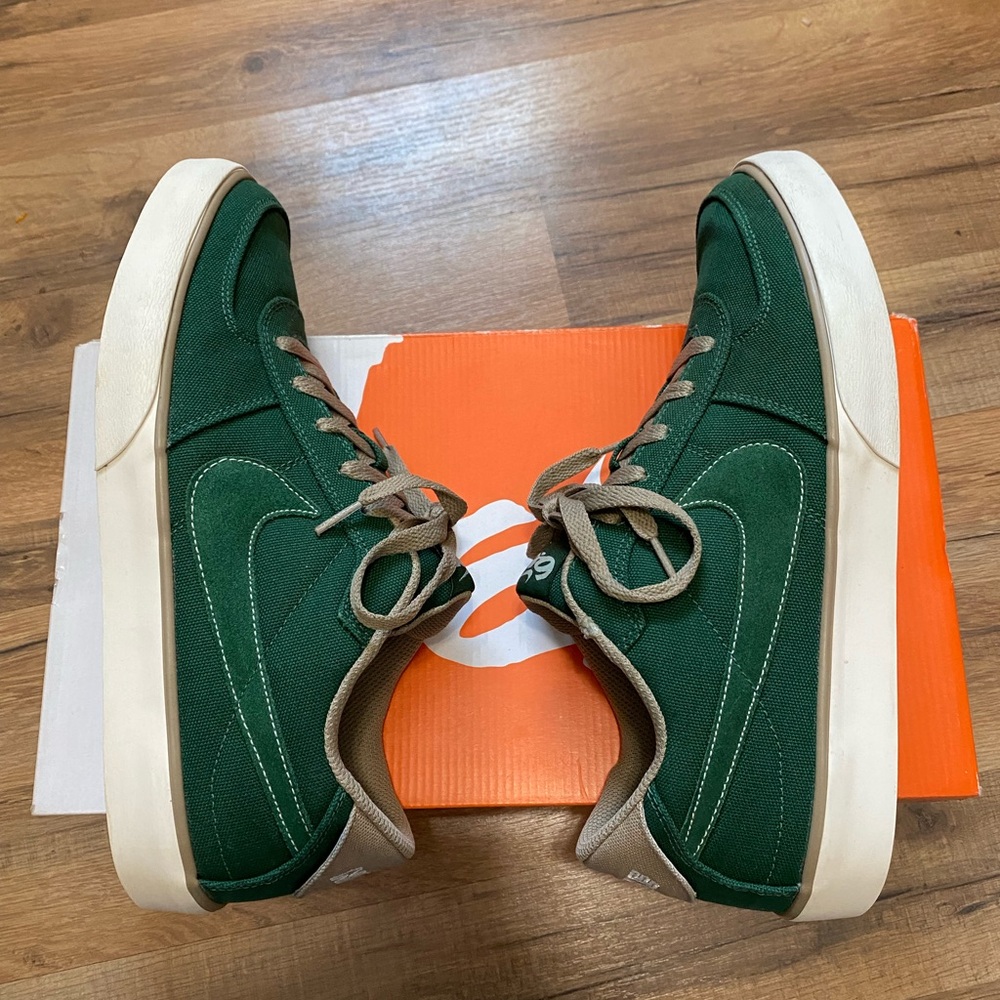 2011 Nike 6.0 MAVRK CNVS Gorge Green Khaki